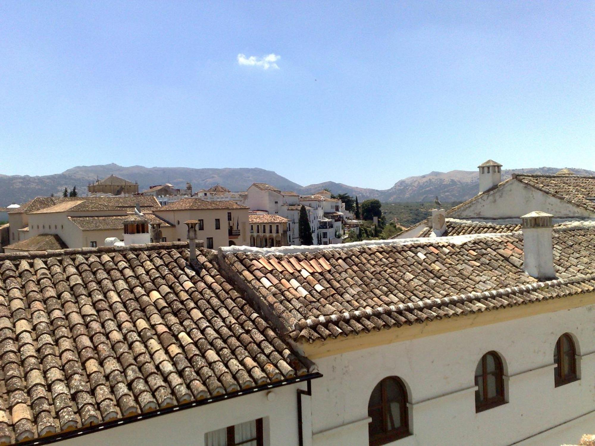 Hostal Virgen Del Rocio Ронда Экстерьер фото