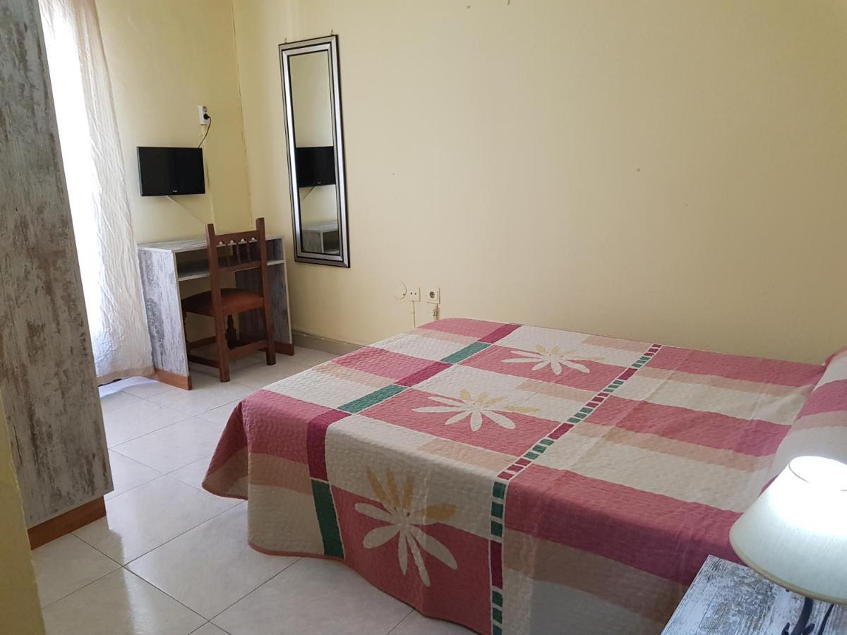 Hostal Virgen Del Rocio Ронда Экстерьер фото