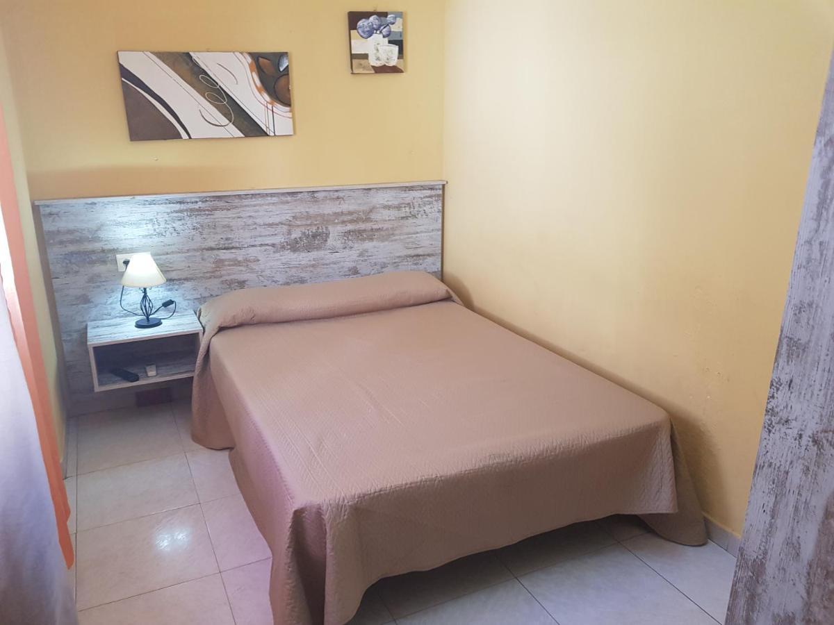 Hostal Virgen Del Rocio Ронда Экстерьер фото
